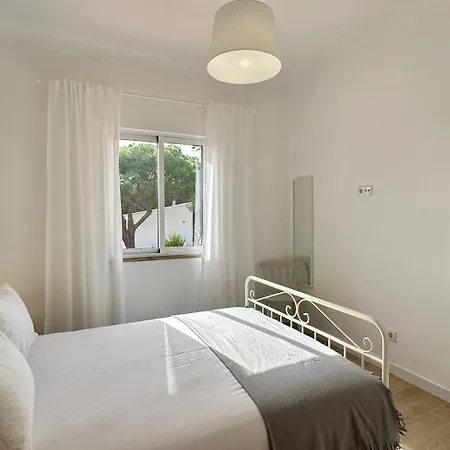 Casa Do Monte Private Pool Near Gale For 10 Guests, Ferienhaus