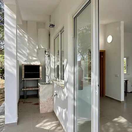 Casa Do Monte Private Pool Near Gale For 10 Guests, Ferienhaus Albufeira